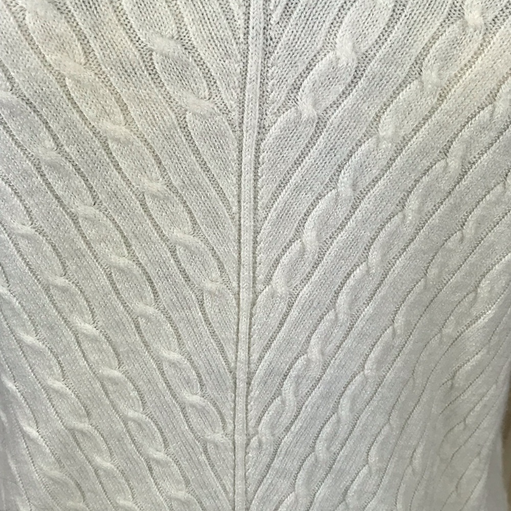 🔥SALE🔥2 PCs for $10 Sweater and Tank - Picture 5 of 8